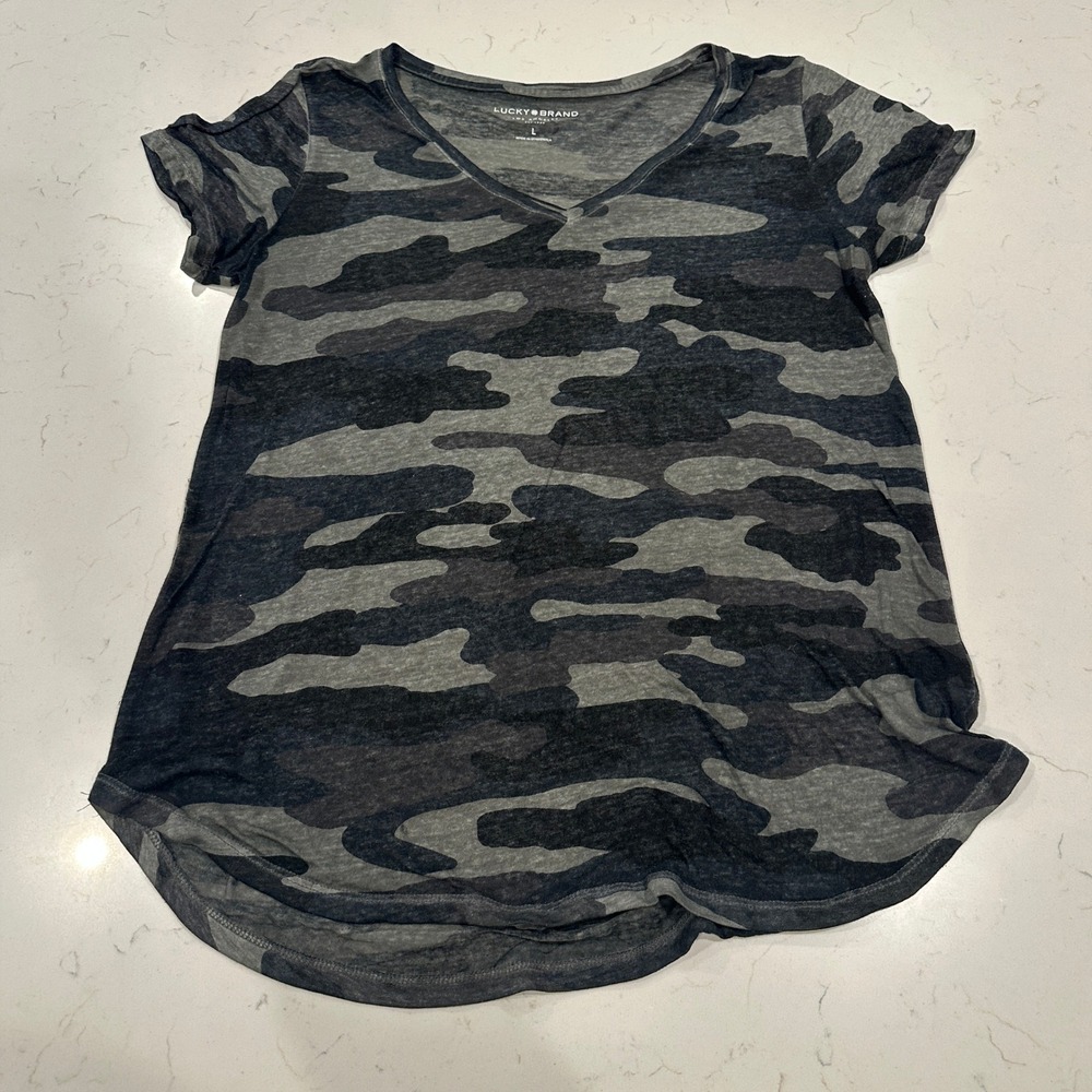 Lucky Brand Womens Woodland Camo V-Neck Short Sleeve T-Shirt Size L Burnout Tee